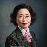 发展心理学专家张雅琴的照片，学者气质温文尔雅